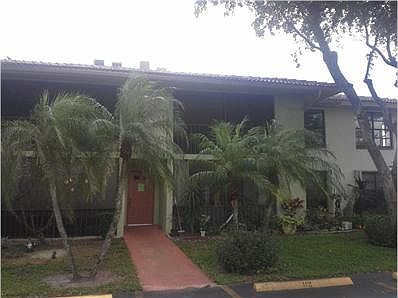 2nd image of 9845 Pineapple Tree Dr APT 212