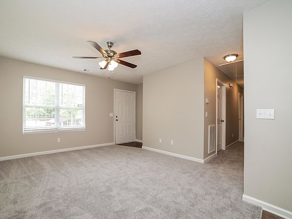 4th image of 208 Whispering Pine Cir NE
