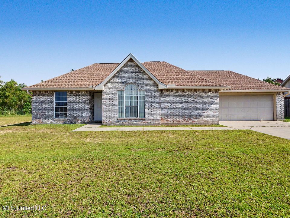 1st image of 2313 Paula Cir