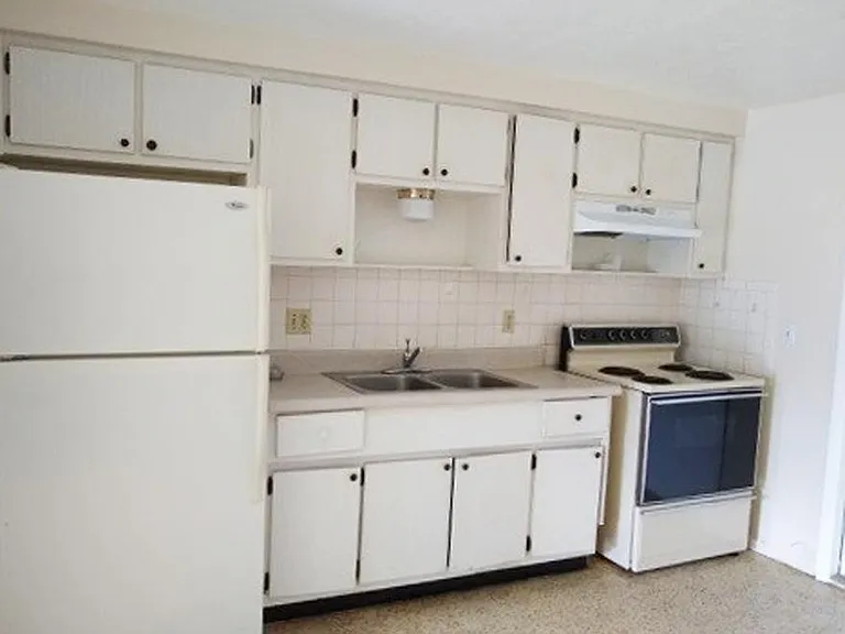 14281 Old Olga Rd — Photo 2