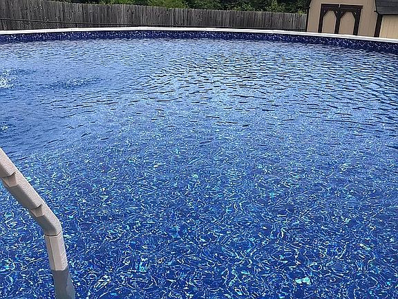 28 foot pool added in 2022