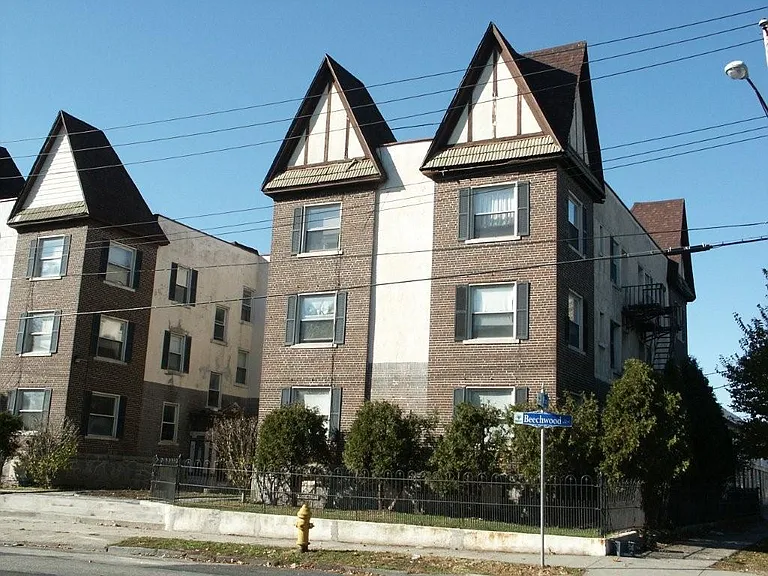 12 Beechwood Ave #15 — Photo 3