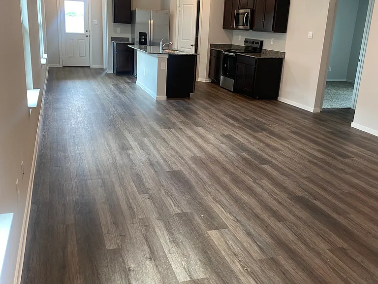 509 Pickel Dr — Photo 3