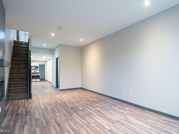 2nd image of 2016 E Wishart St