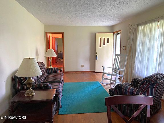 2nd image of 113 Broady Ln