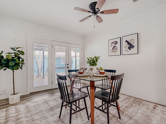 3rd image of 102 Sunnyland Dr