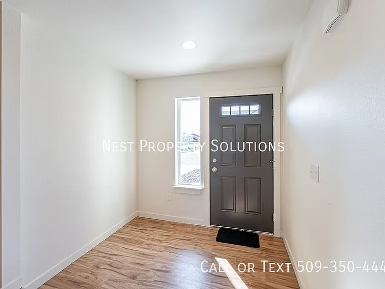 1070 S Grand Dr #B — Photo 70