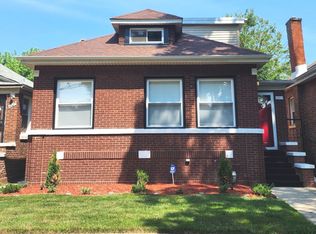 8229 S Ridgeland Ave, Chicago, IL 60617