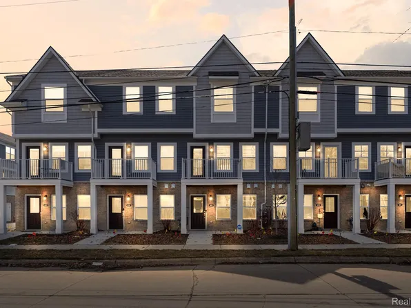 408 Jeff Keeton Dr, Hazel Park, MI 48030