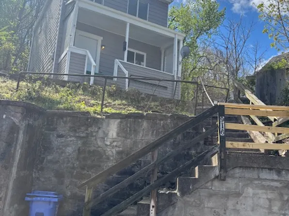 916 Sarah St, Homestead, PA 15120
