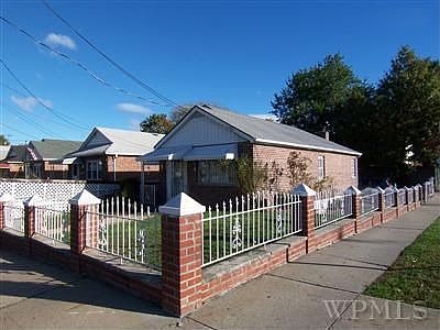 1st image of 900 Swinton Ave