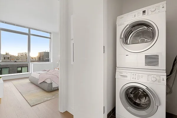 Rented by Greystar | media 5