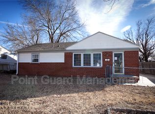 1121 E Berkeley Ave, Wichita, KS 67216