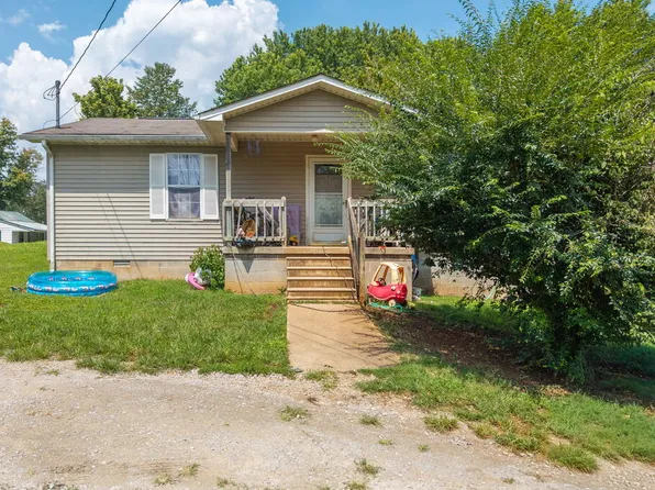 260 Mountain St, Doyle, TN 38559