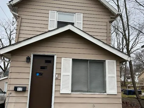 112 Hazel St, Girard, OH 44420