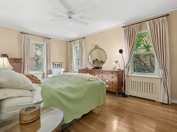 520 East 90th Street 2B image 5 of 6