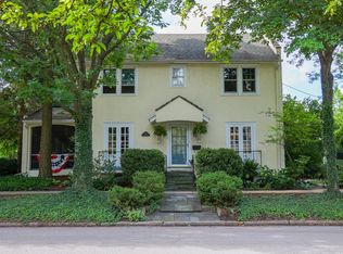 300 S Catherine Ave, La Grange, IL 60525