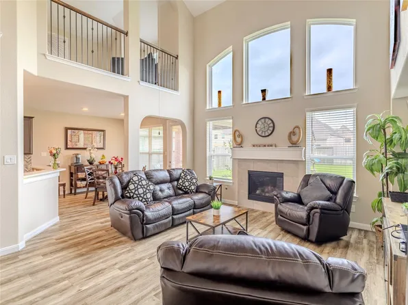 2319 Ironwood Pass Dr, Missouri City, TX 77459