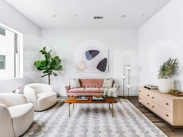 5020 Bryan St #305 — Photo 11