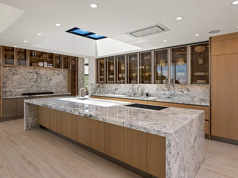 365 Trousdale Pl — Photo 17