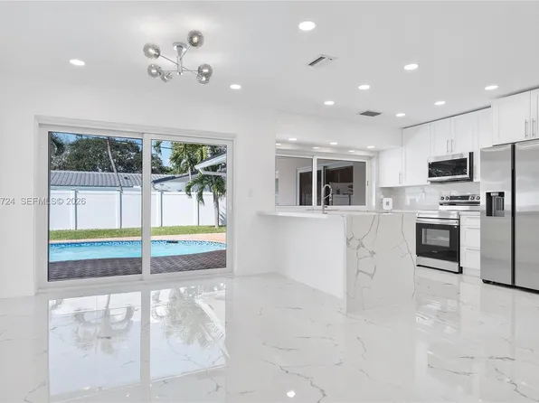 5711 NE 20th Ter, Fort Lauderdale, FL 33308