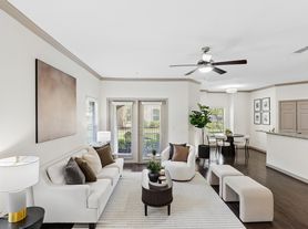 Capri Villas at the Lake