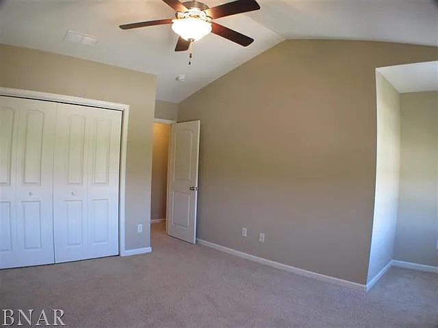 1912 Glenbridge Rd — Photo 2