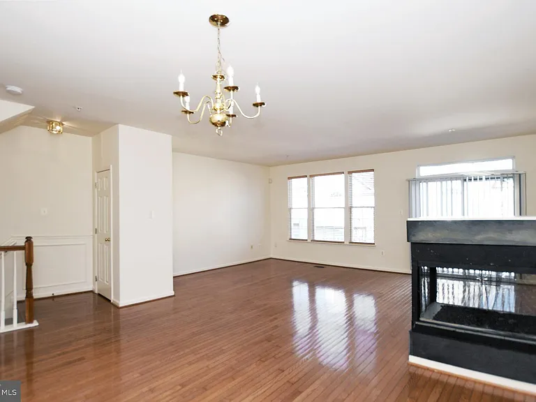 603 Gaither Rd — Photo 4