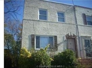 915 46th St NE, Washington, DC 20019