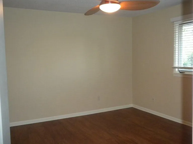Second bedroom or office