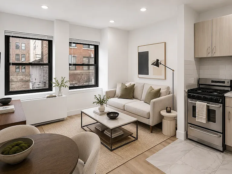 213 E 37th St #2F — Photo 1