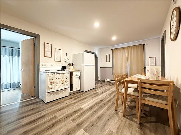 4th image of 36 W Eau Claire Street #1-4