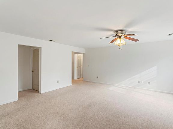 5th image of 8809 Pardee Forest Dr APT C