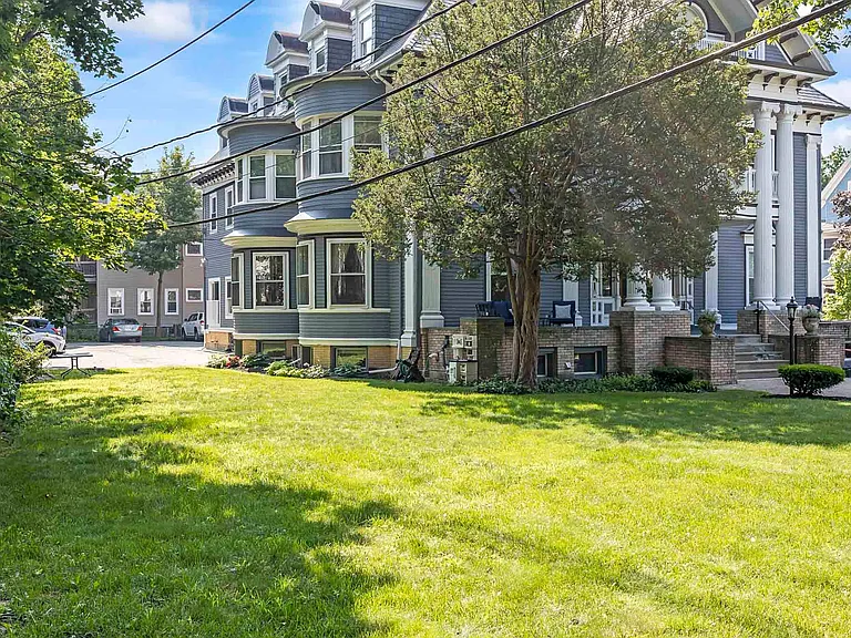 38 Pleasant St #6 — Photo 26