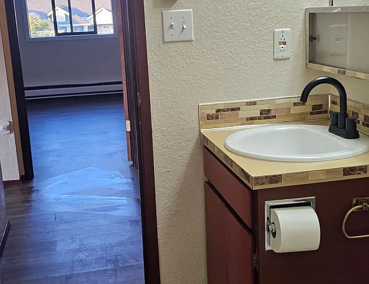 Bathrm is spacious and with full tub and shower