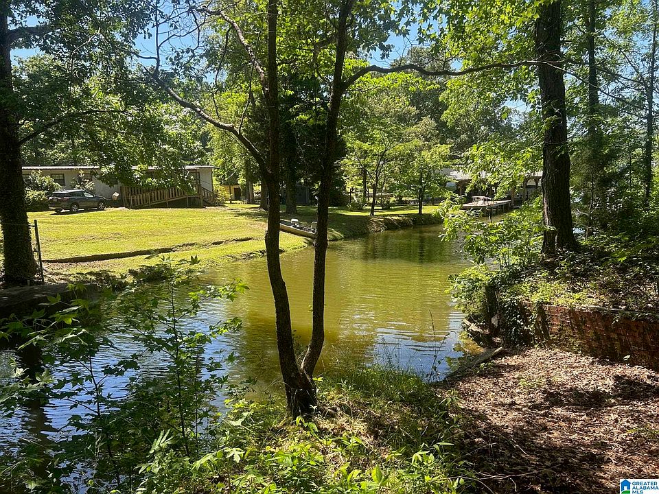 1st image of 385 Cobb Rd #1