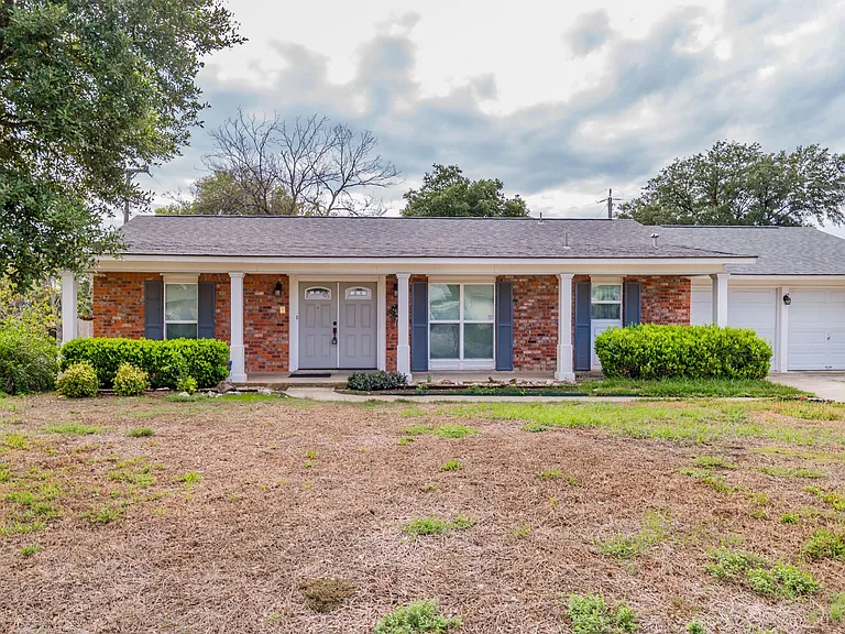 4146 Longvale Dr — Photo 2
