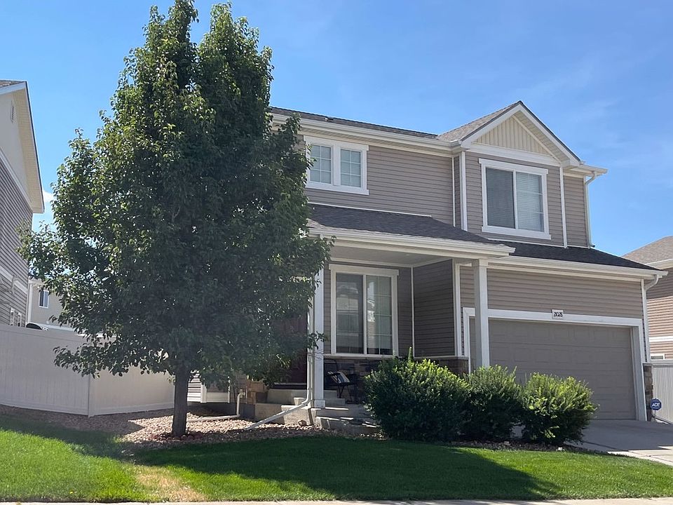 2nd image of 21028 Randolph Pl