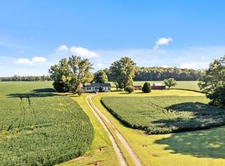 399 Ebenezer Church Rd, Hague, VA 22469