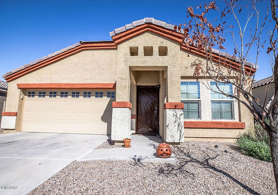 1st image of 8608 N Continental Links Dr