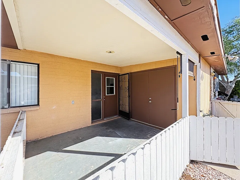 5925 E University Dr #120