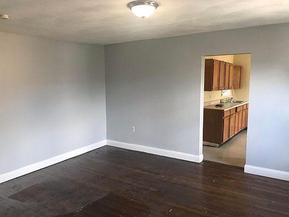 2nd image of 327 Admiral St #2R