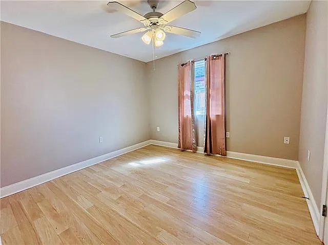 1486 Mandolin St — Photo 11
