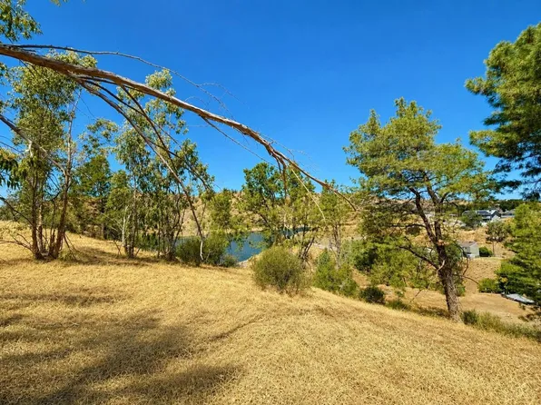 28090 Sky Harbour Rd, Friant, CA 93626