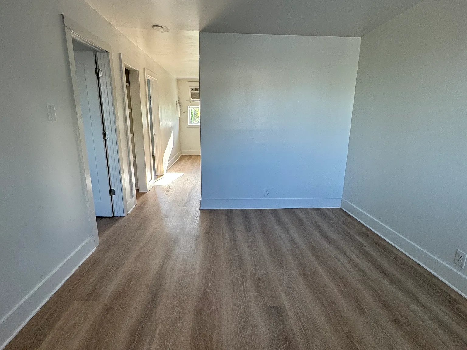 2 bed, 700 sqft, $1,195 — Photo 3
