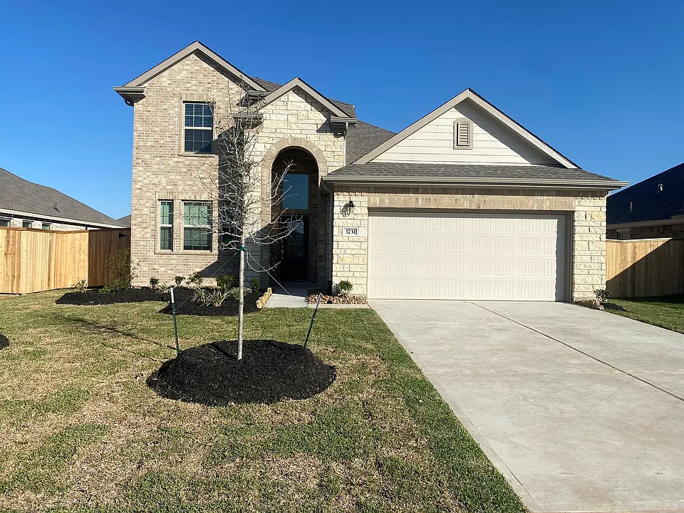 3731 Rock Ledge Dr