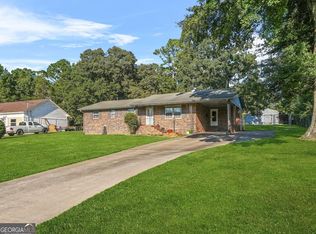 114 Woodcrest Dr, Griffin, GA 30223