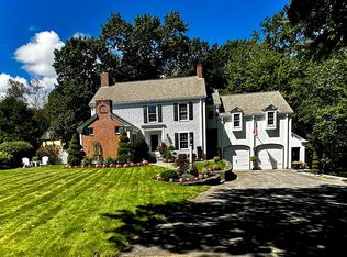 250 Bear Hill Rd, North Andover, MA 01845