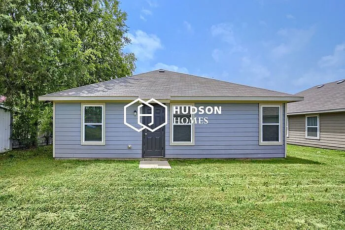 819 S Sutton St — Photo 12
