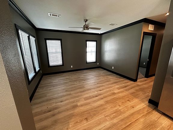 4th image of 1019 N Plaza East Blvd #131